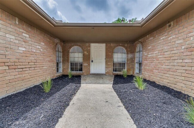 Building Photo - 5409 Firewood Dr