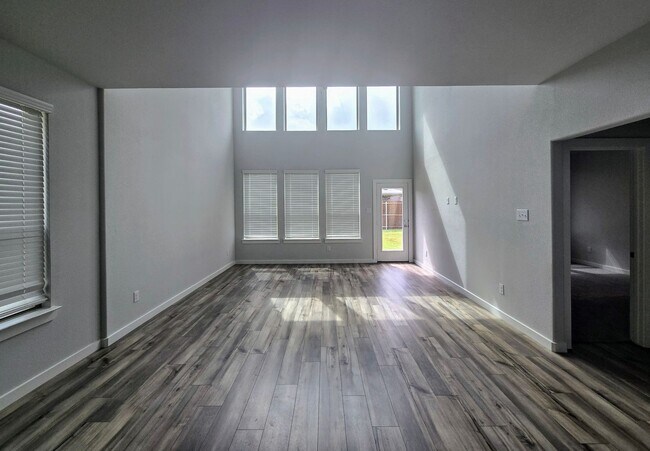 Foto del edificio - 4812 Grandiose Dr