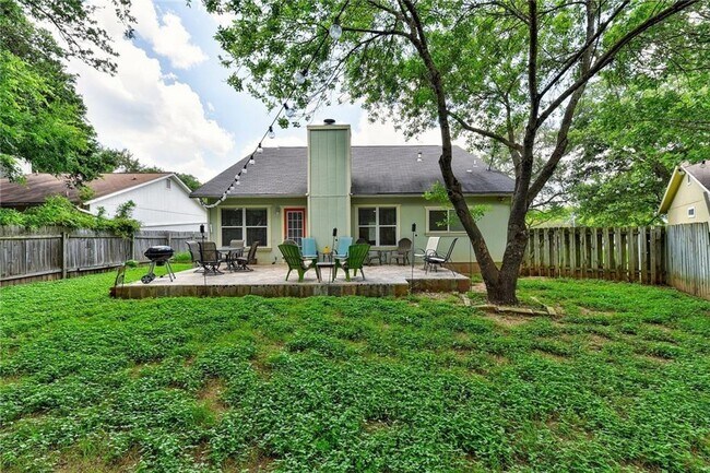 Building Photo - 8305 Cattle Dr