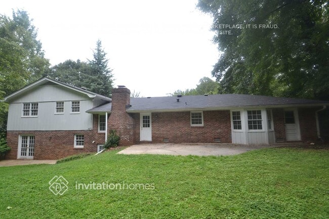 Building Photo - 3098 St Helena Dr