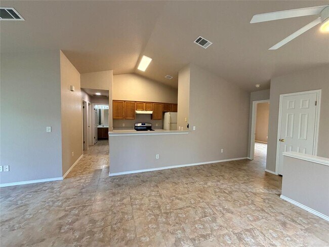 Foto del edificio - 2904 Whisper Oaks Ln