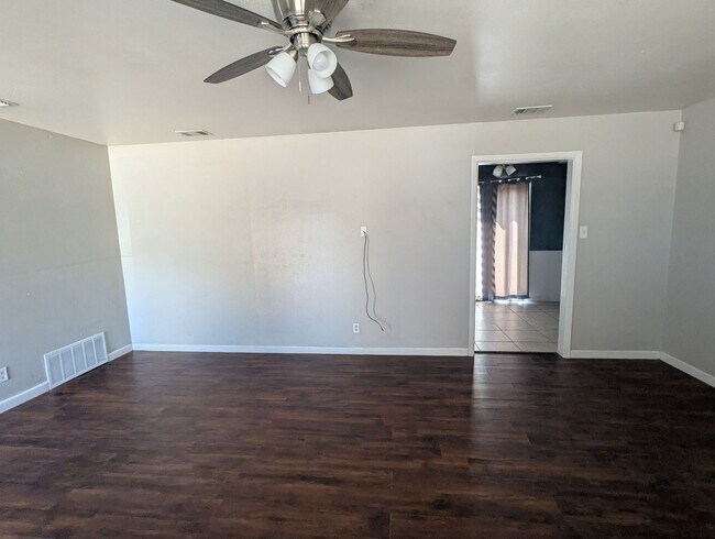 Building Photo - 1603 43rd St