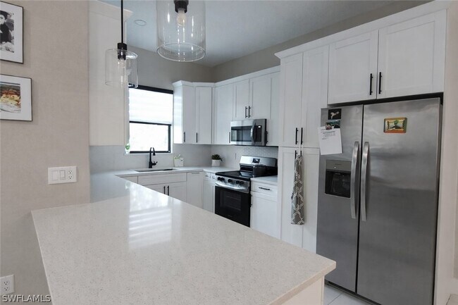 Building Photo - 3208 31st St W