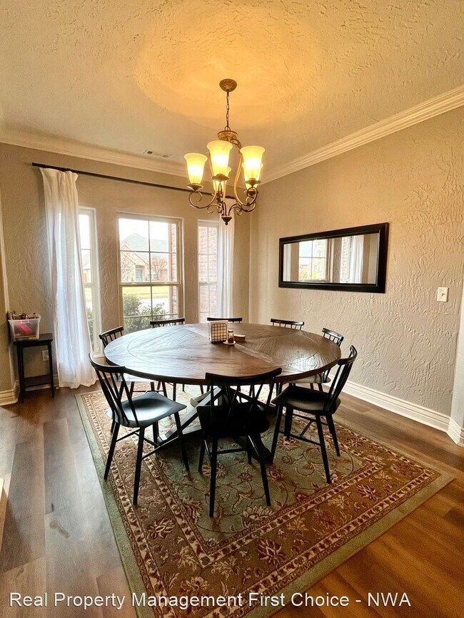 Foto del edificio - 4 br, 2.5 bath House - 2103 SW Nutmeg Drive