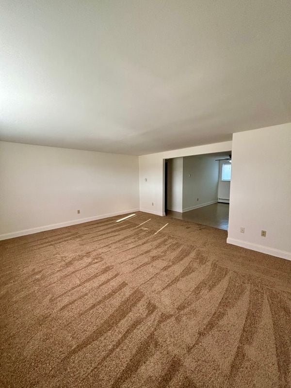 Building Photo - 5 Losson Garden Dr