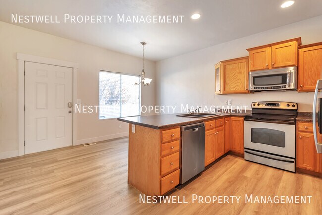 Foto del edificio - 7887 Dove Creek Ln