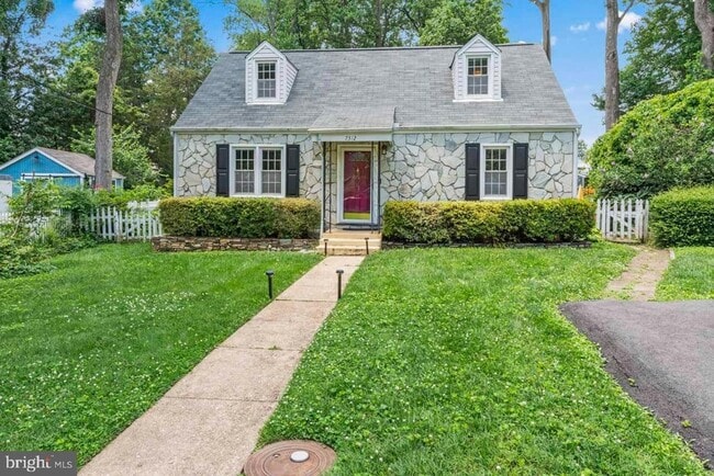 Building Photo - 7312 Poplar Ct