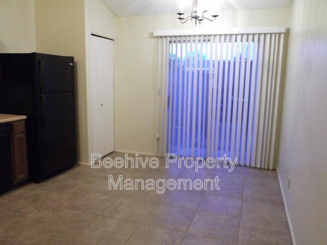 Foto del edificio - 8955 W Manzanita Dr