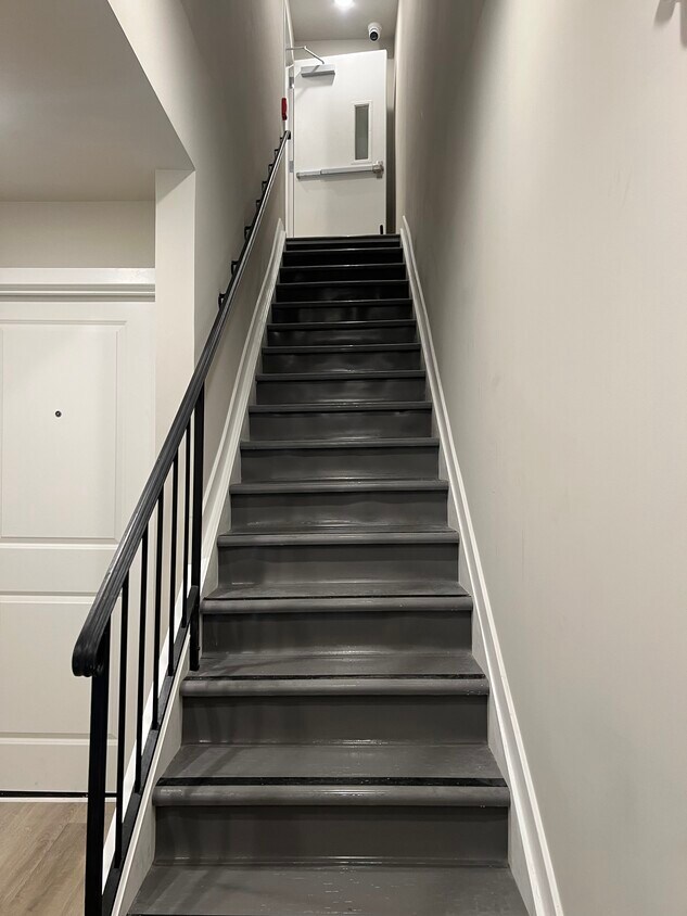 Foto del edificio - 10 E Washington Ave