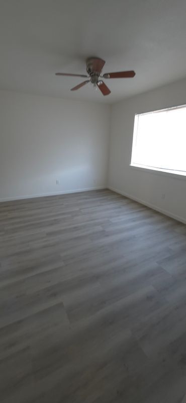 Foto del edificio - 915 Almond Blossom Dr