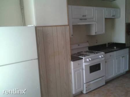Building Photo - 33 Faywood Ave