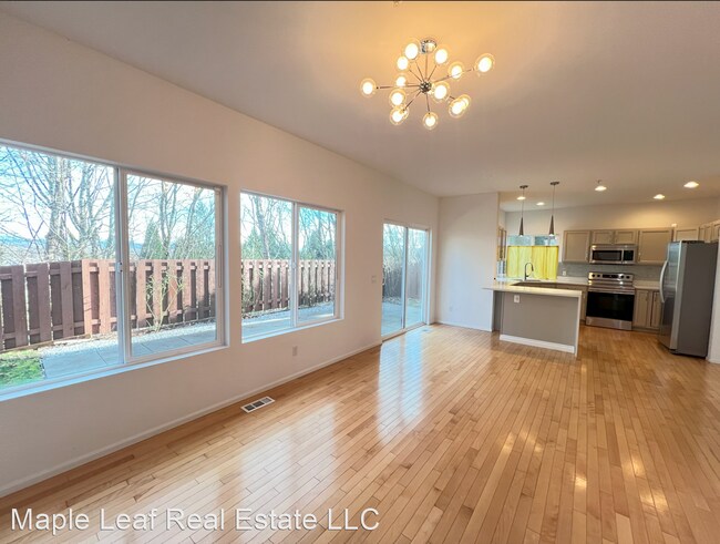 Building Photo - 4 br, 2.5 bath House - 4113 S 220th PL