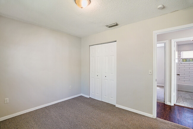 Bedroom 1B - 1201 E 5th Ave