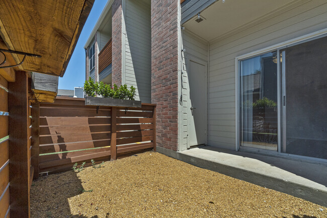 23Hundred Apartments in Sherman Texas near Denison with Washer and Dryer - 23 Hundred Apartments