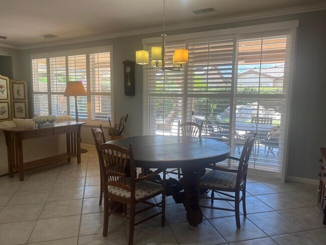 Foto del edificio - 61105 Living Stone Dr
