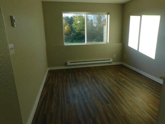 Foto del edificio - 39570 SE Park St