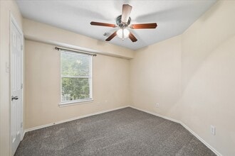 Building Photo - 341 Capella Oaks Ln