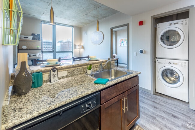 Photo - The Varsity(MI) Apartments