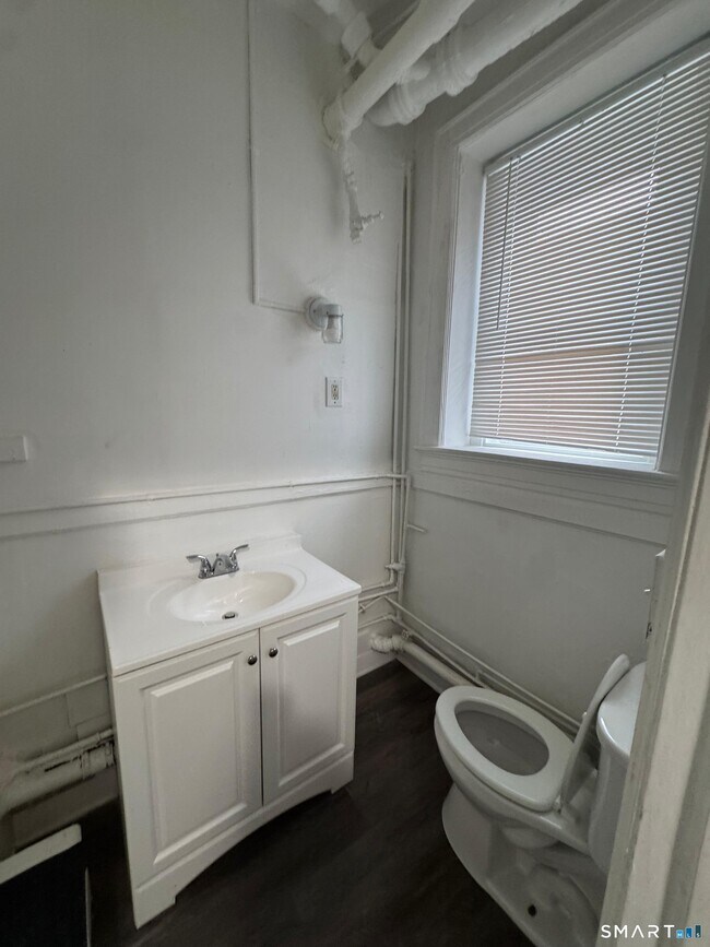 Foto del edificio - 86 Pequonnock St