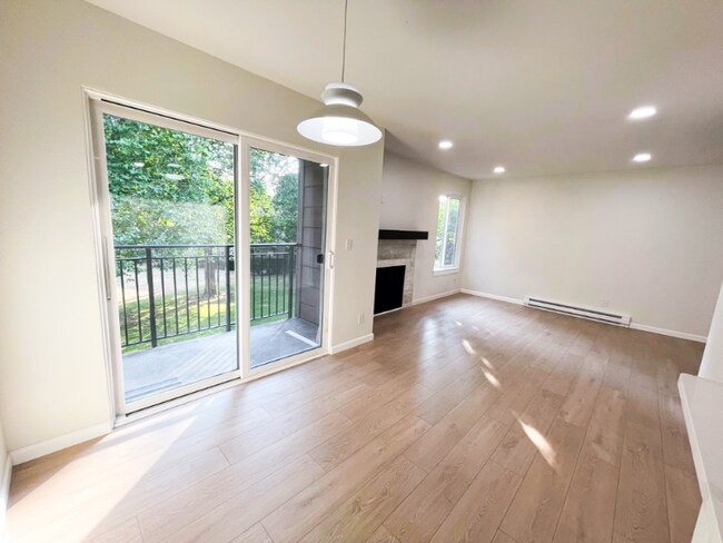 Building Photo - 12641 NE 130th Way