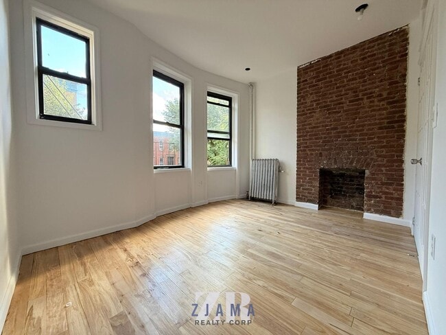 Building Photo - 647 Prospect Pl