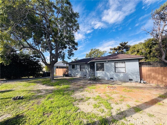 Foto del edificio - 6711 Loch Alene Ave