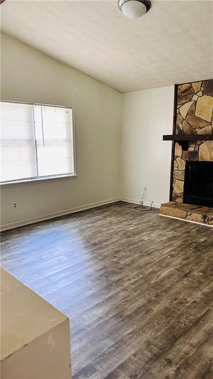 Primary Photo - 975 Memory Ln