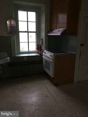 Primary Photo - 13 Boyer Rd