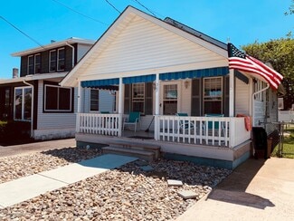 Building Photo - 307 18th Ave