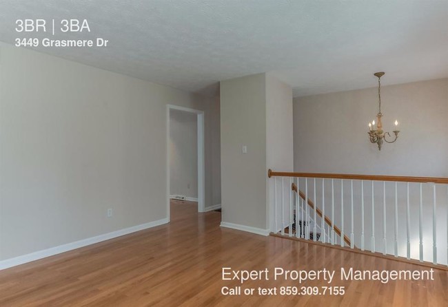 Foto del edificio - 3449 Grasmere Dr