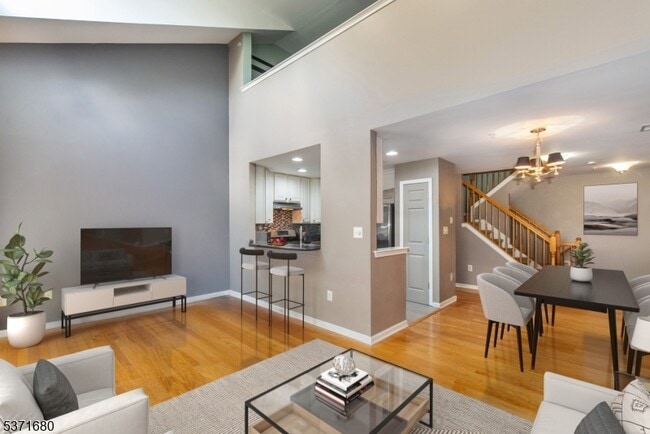Foto del edificio - 129 Rock Creek Dr