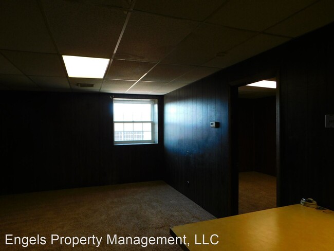 Foto del edificio - 111 W Pine Ave