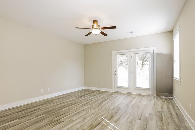 Foto del edificio - 1421 Feldspar Ct