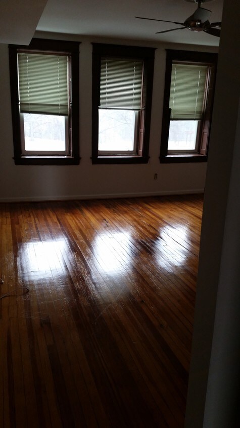 Primary Photo - 3402 Auchentoroly Terrace