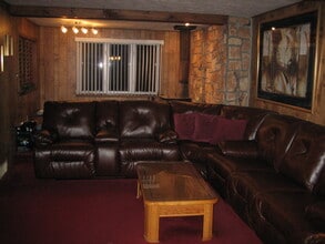 Building Photo - 41 E Kerr St