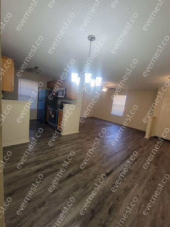 Foto del edificio - 870 Barrington Woods Cove