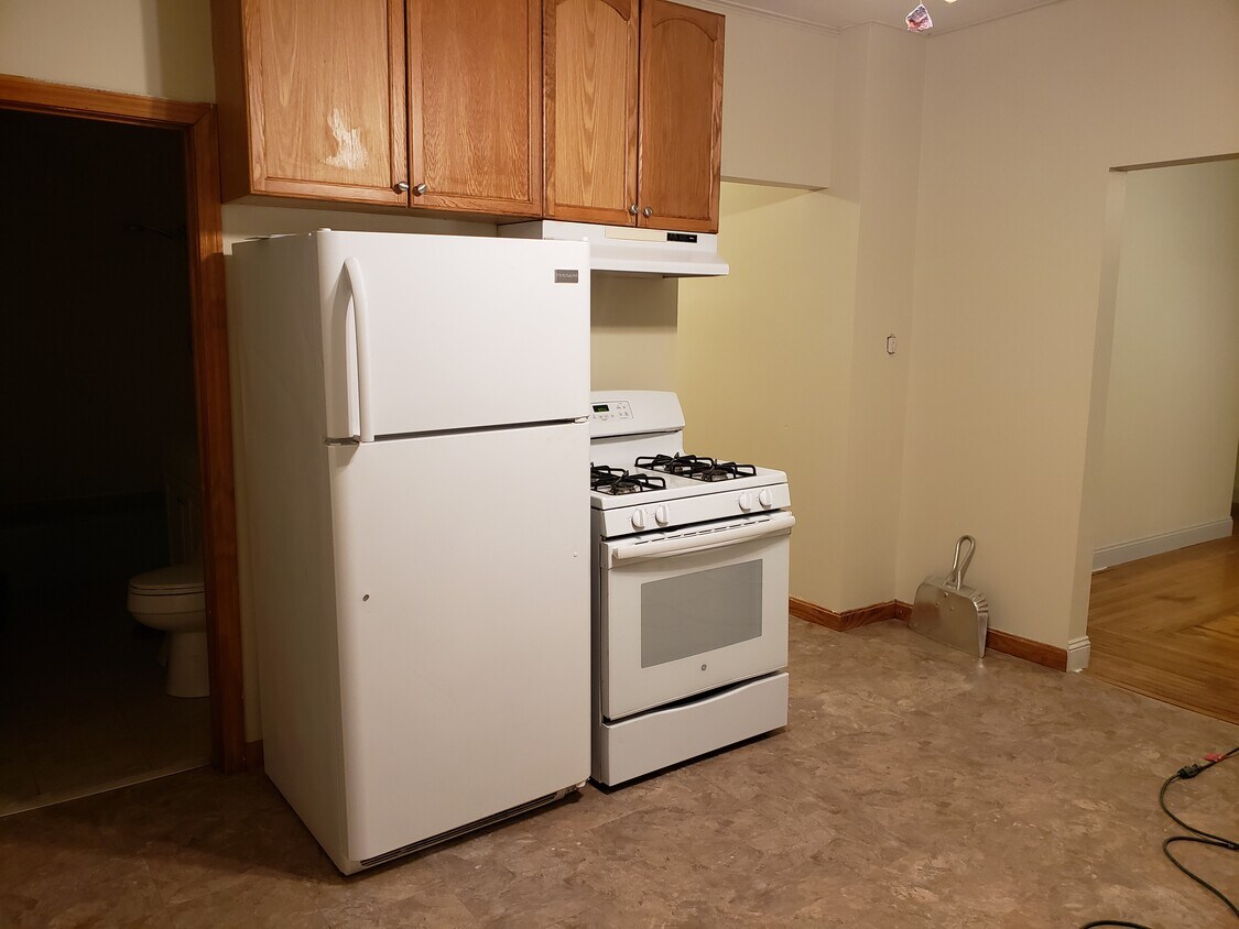 39 Burtt St Unit 1, Lowell, MA 01851 Apartments in Lowell, MA