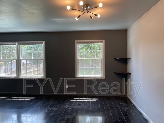 Foto del edificio - 14839 Haymarket Ln