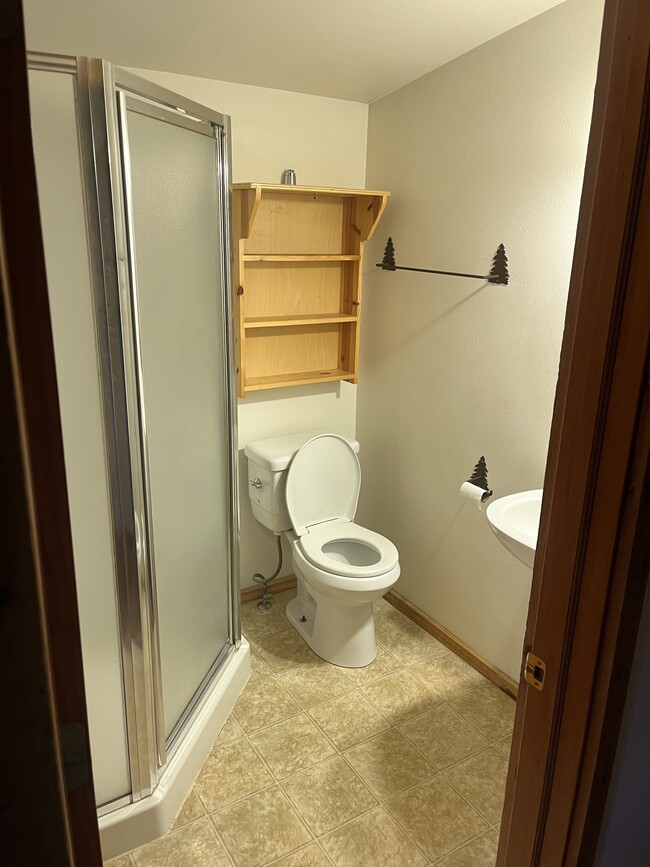Building Photo - 615 Sandy Beach Ct