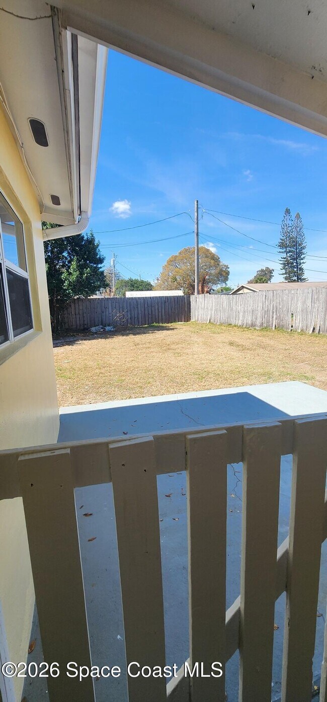 Foto del edificio - 4050 Banberry Ln