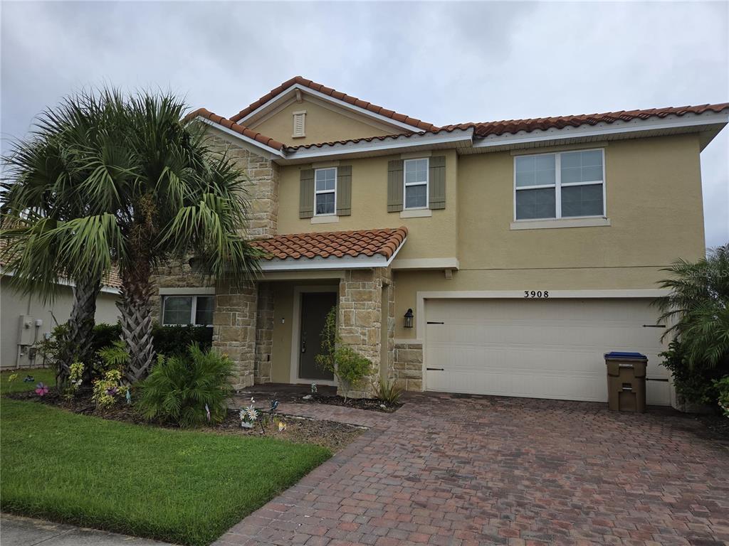 Foto principal - 3908 Carrick Bend Dr