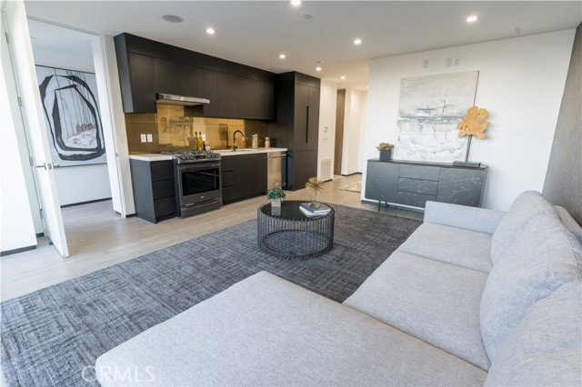 Foto del edificio - 8148 1/2 West Gould Avenue, Los Angeles, CA 90046 - 1 BR 1 BA house