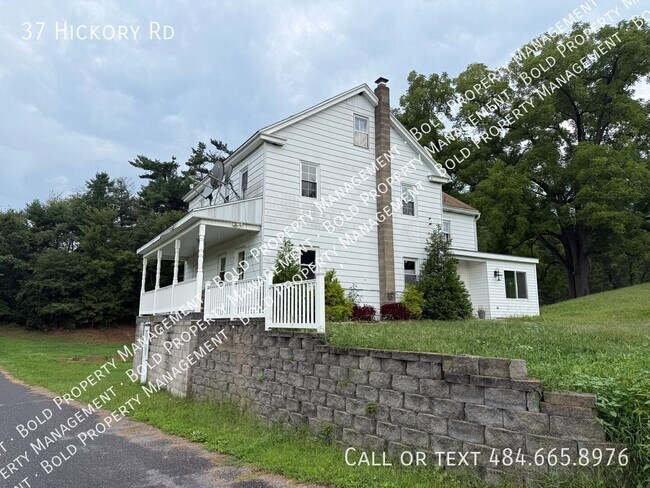 Foto del edificio - 37 Hickory Rd