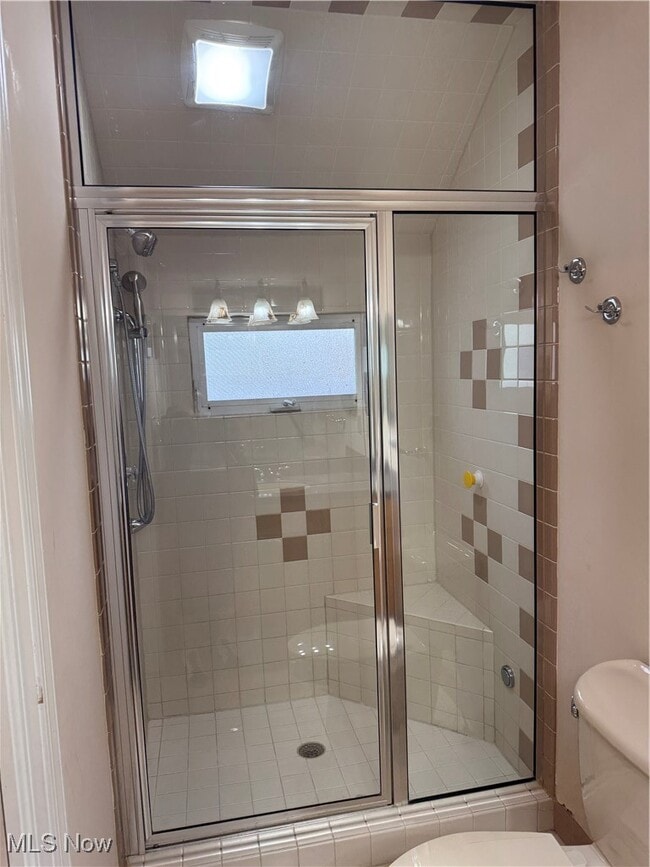 Building Photo - 4345 Baintree Rd