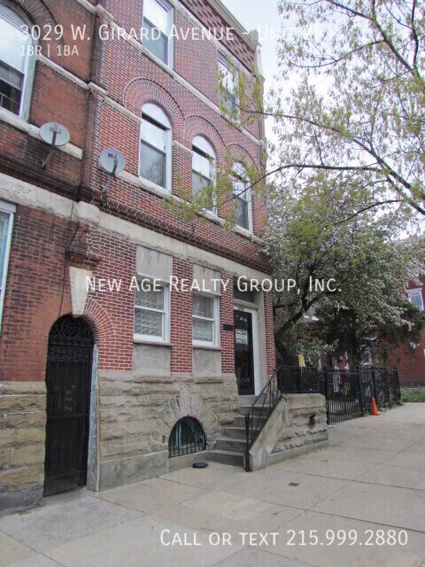 Foto del edificio - 3029 W Girard Ave