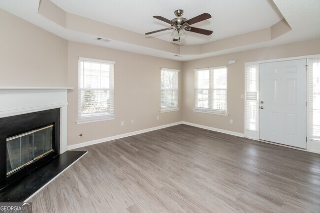 Building Photo - 3560 Brookstone Way