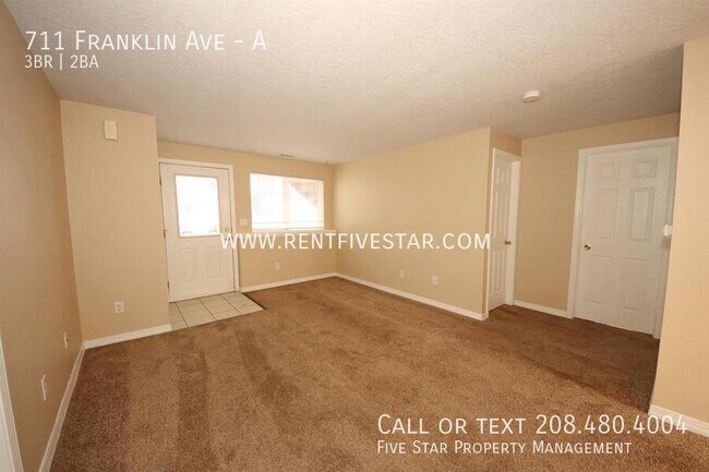 Building Photo - 711 Franklin Ave