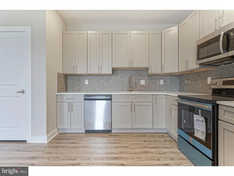 Foto principal - 2162 E Norris St