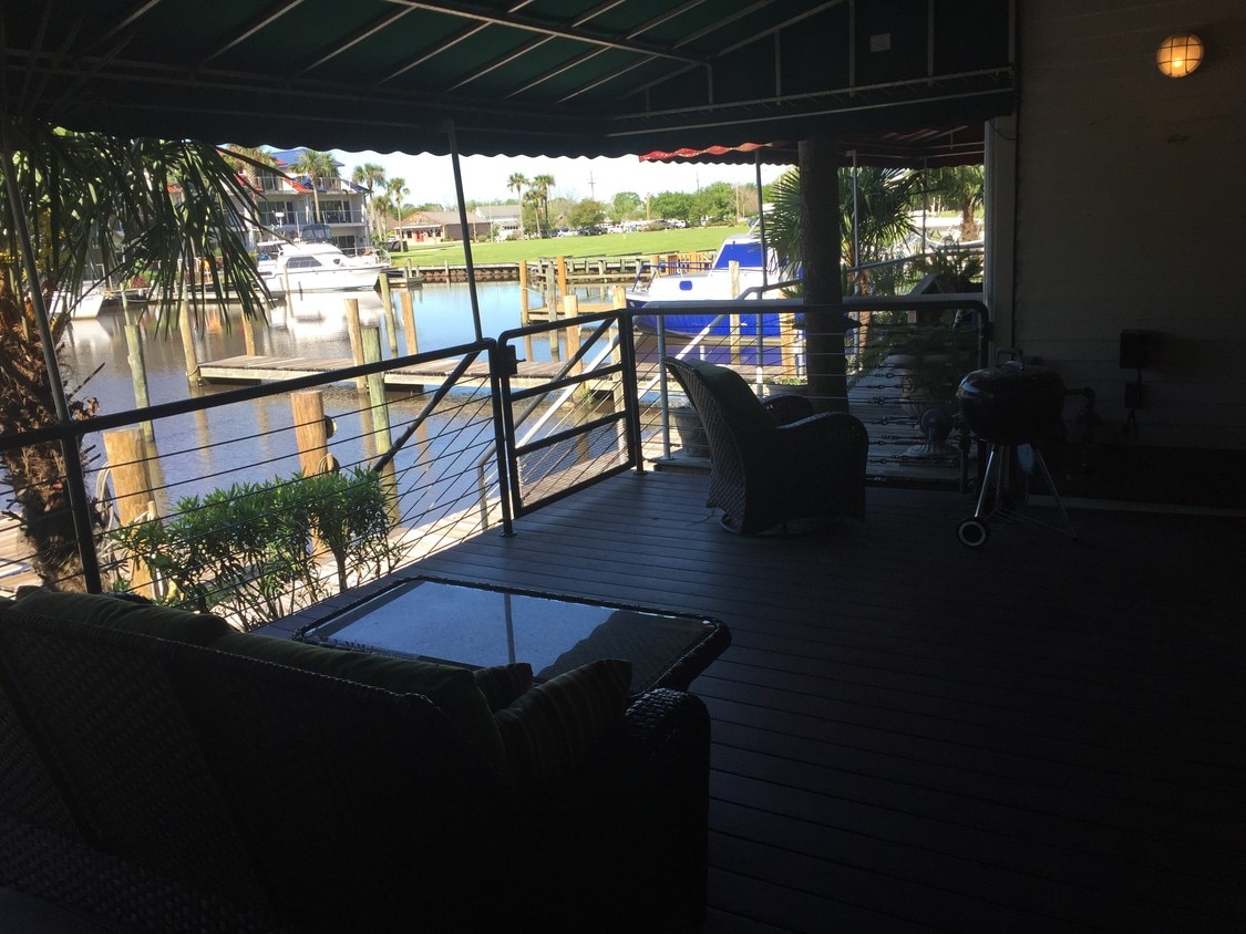 Rear Deck - 330 Barrow St
