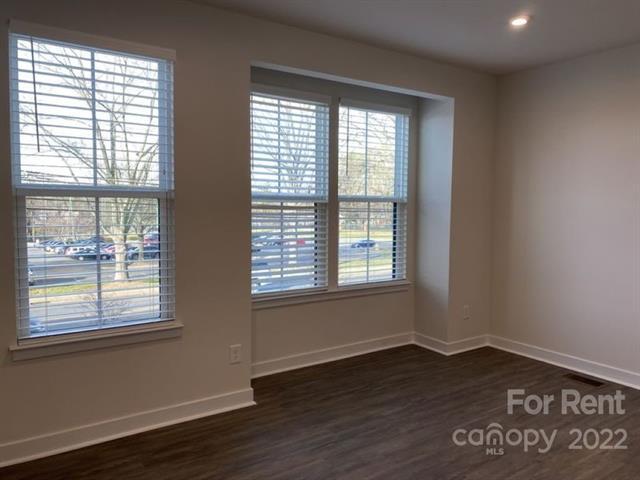 Foto del edificio - 528 Billingsley Rd